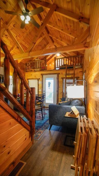 Charming Lakeview Cabin Near Geneva-On-The-Lake! Ashtabula Kültér fotó